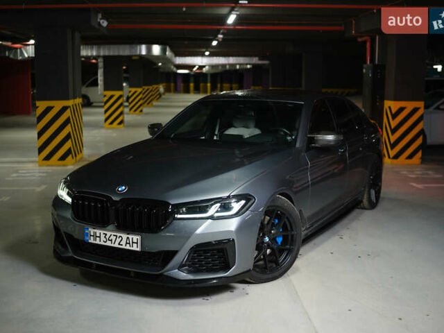Серый БМВ 5 Серия, объемом двигателя 3 л и пробегом 150 тыс. км за 37500 $, фото 1 на Automoto.ua