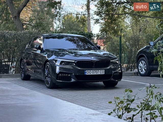 Серый БМВ 5 Серия, объемом двигателя 2 л и пробегом 56 тыс. км за 31000 $, фото 1 на Automoto.ua