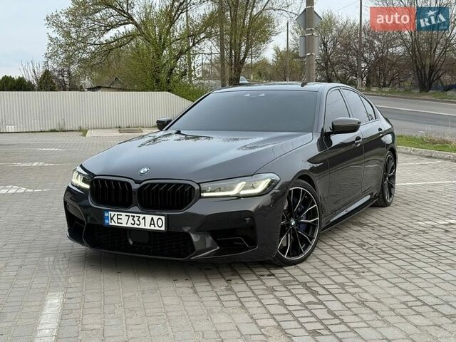 Серый БМВ 5 Серия, объемом двигателя 4.39 л и пробегом 115 тыс. км за 39900 $, фото 1 на Automoto.ua