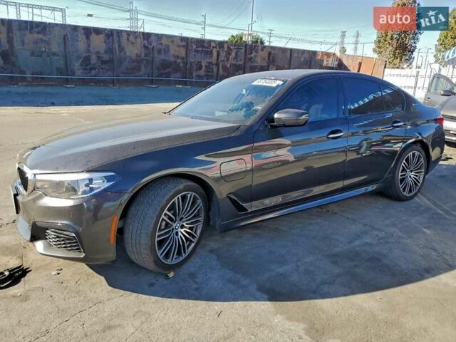Серый БМВ 5 Серия, объемом двигателя 2 л и пробегом 111 тыс. км за 8200 $, фото 1 на Automoto.ua
