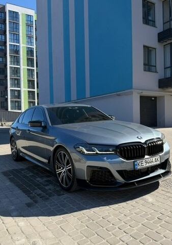 Серый БМВ 5 Серия, объемом двигателя 2.98 л и пробегом 77 тыс. км за 37500 $, фото 1 на Automoto.ua