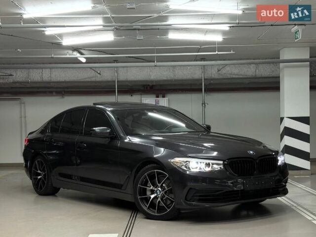 Сірий БМВ 5 Серія, об'ємом двигуна 2 л та пробігом 99 тис. км за 27500 $, фото 1 на Automoto.ua
