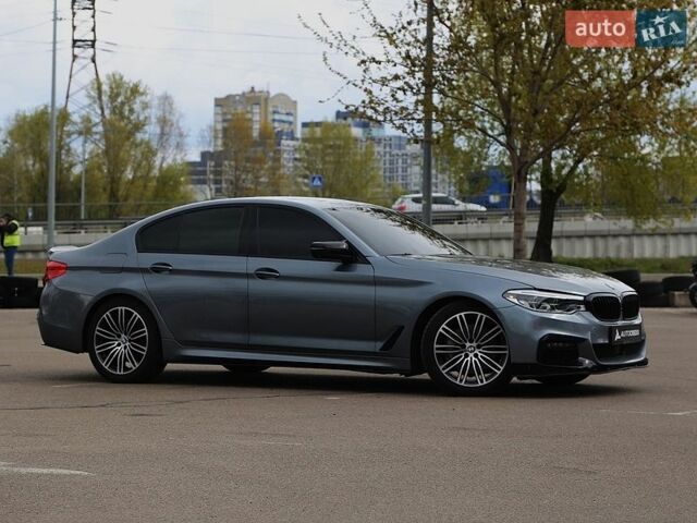 Серый БМВ 5 Серия, объемом двигателя 3 л и пробегом 123 тыс. км за 33000 $, фото 1 на Automoto.ua