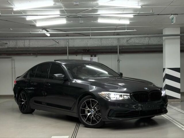 Сірий БМВ 5 Серія, об'ємом двигуна 2 л та пробігом 99 тис. км за 27500 $, фото 1 на Automoto.ua