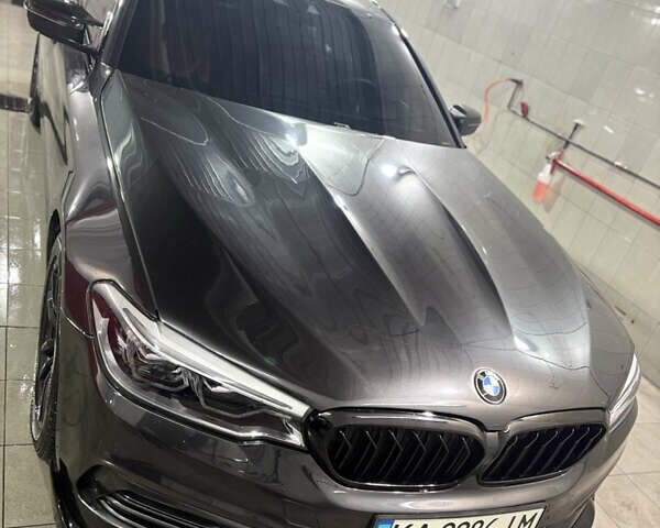 Сірий БМВ 5 Серія, об'ємом двигуна 2 л та пробігом 139 тис. км за 27500 $, фото 1 на Automoto.ua