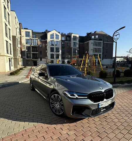 Сірий БМВ 5 Серія, об'ємом двигуна 3 л та пробігом 56 тис. км за 42000 $, фото 1 на Automoto.ua