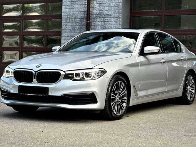 Сірий БМВ 5 Серія, об'ємом двигуна 3 л та пробігом 133 тис. км за 28000 $, фото 1 на Automoto.ua