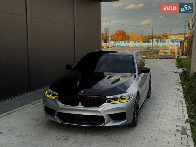 Серый БМВ 5 Серия, объемом двигателя 3 л и пробегом 50 тыс. км за 39950 $, фото 1 на Automoto.ua