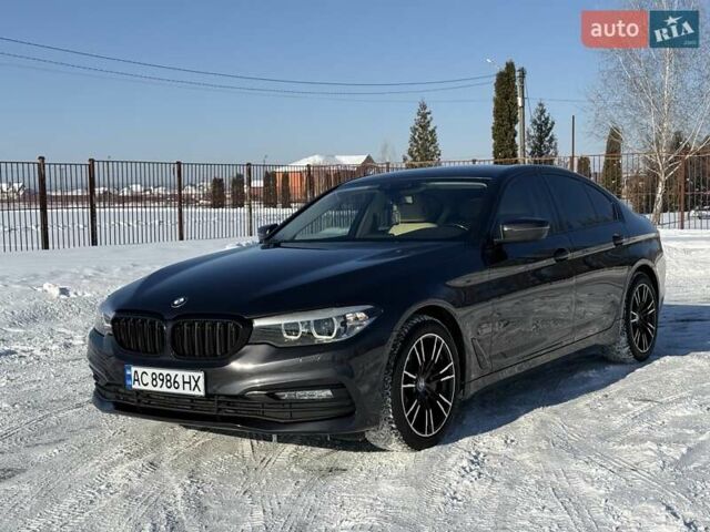 Серый БМВ 5 Серия, объемом двигателя 3 л и пробегом 204 тыс. км за 28500 $, фото 1 на Automoto.ua