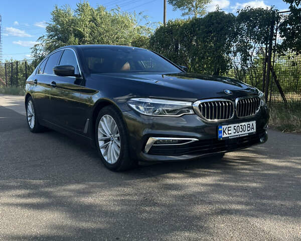 Серый БМВ 5 Серия, объемом двигателя 2 л и пробегом 195 тыс. км за 30000 $, фото 1 на Automoto.ua