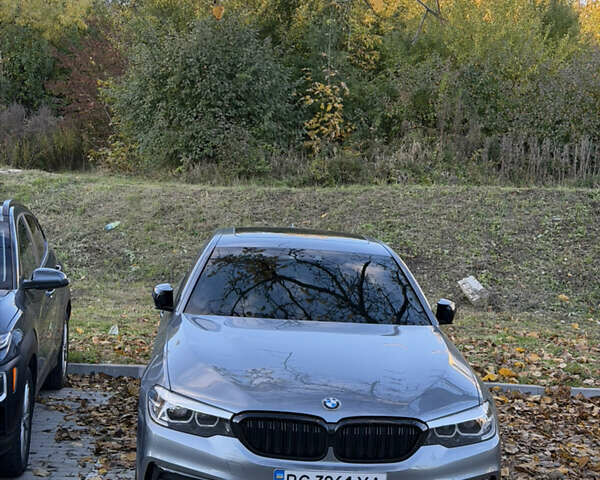 Серый БМВ 5 Серия, объемом двигателя 2 л и пробегом 98 тыс. км за 32000 $, фото 1 на Automoto.ua