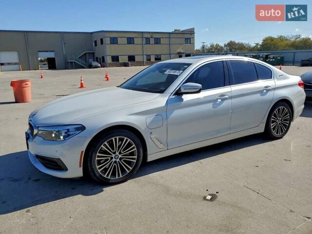 Серый БМВ 5 Серия, объемом двигателя 0 л и пробегом 114 тыс. км за 10800 $, фото 1 на Automoto.ua