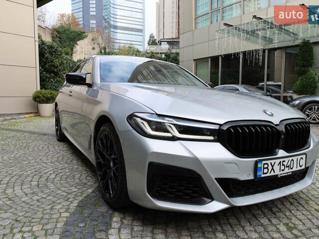 Сірий БМВ 5 Серія, об'ємом двигуна 3 л та пробігом 43 тис. км за 50000 $, фото 1 на Automoto.ua