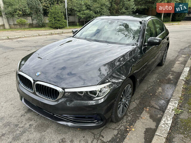 Сірий БМВ 5 Серія, об'ємом двигуна 2 л та пробігом 180 тис. км за 25900 $, фото 1 на Automoto.ua