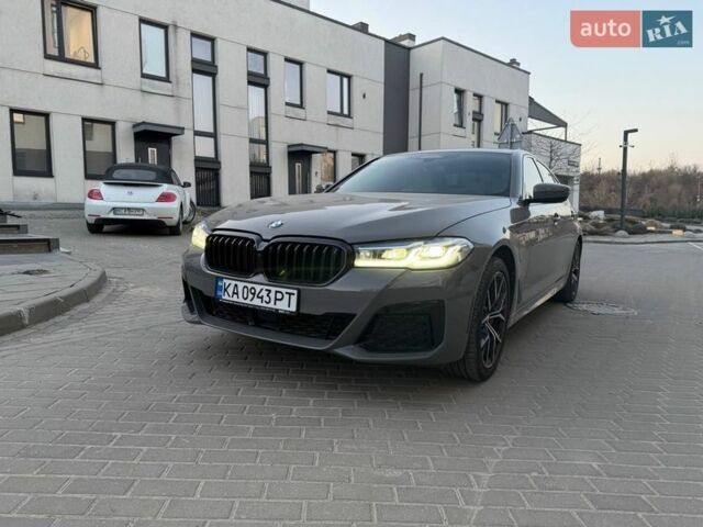 Серый БМВ 5 Серия, объемом двигателя 2 л и пробегом 22 тыс. км за 46000 $, фото 1 на Automoto.ua