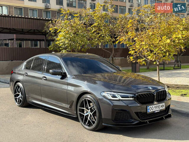 Сірий БМВ 5 Серія, об'ємом двигуна 3 л та пробігом 93 тис. км за 45700 $, фото 1 на Automoto.ua
