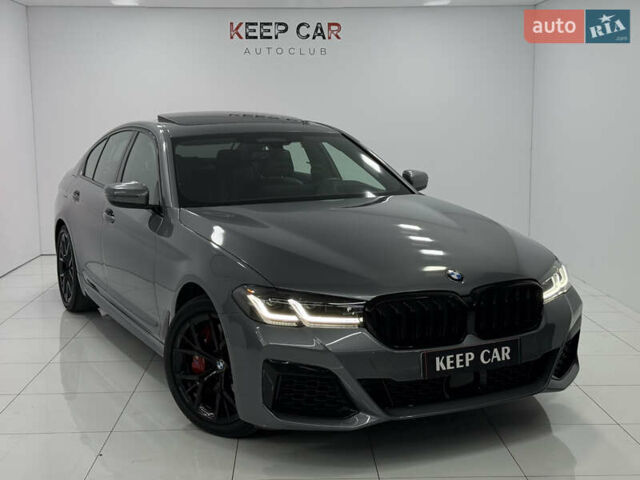 БМВ 5 Серия 2023 в Одессе на Automoto.ua Серый БМВ 5 Серия, объемом двигателя 3 л и пробегом 28 тыс. км за 56900 $, фото 1 на Automoto.ua