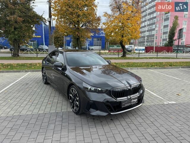 Сірий БМВ 5 Серія, об'ємом двигуна 3 л та пробігом 9 тис. км за 82000 $, фото 1 на Automoto.ua