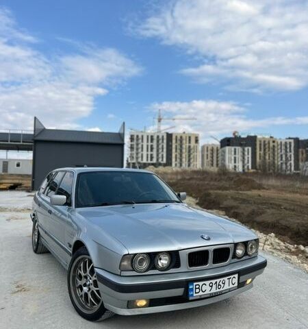 Сірий БМВ 5 Серія, об'ємом двигуна 2.5 л та пробігом 480 тис. км за 3800 $, фото 1 на Automoto.ua