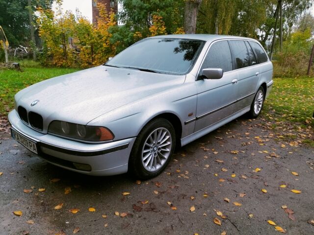 Сірий БМВ 5 Серія, об'ємом двигуна 2.5 л та пробігом 400 тис. км за 2750 $, фото 1 на Automoto.ua