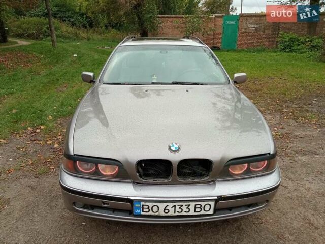 Серый БМВ 5 Серия, объемом двигателя 2.5 л и пробегом 350 тыс. км за 3500 $, фото 1 на Automoto.ua