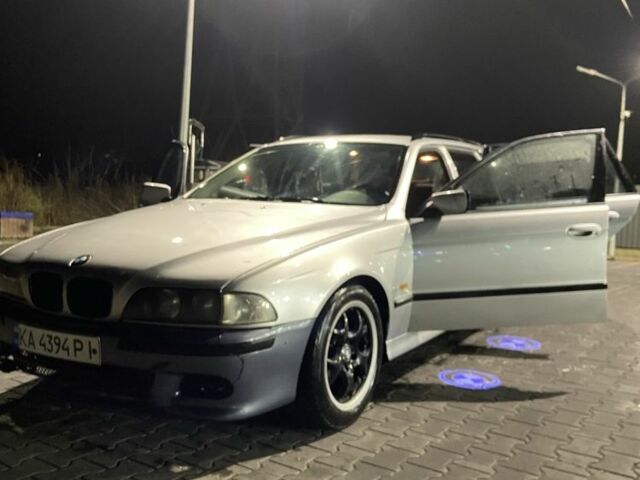 Серый БМВ 5 Серия, объемом двигателя 2.9 л и пробегом 330 тыс. км за 3650 $, фото 1 на Automoto.ua