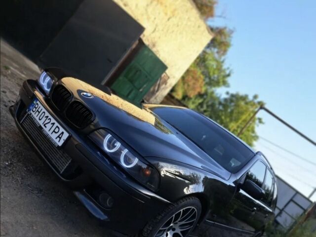 Серый БМВ 5 Серия, объемом двигателя 2.5 л и пробегом 284 тыс. км за 5900 $, фото 1 на Automoto.ua