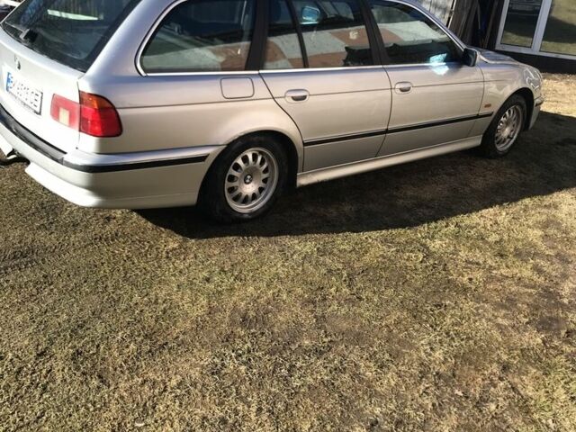 Сірий БМВ 5 Серія, об'ємом двигуна 2.5 л та пробігом 462 тис. км за 3150 $, фото 1 на Automoto.ua