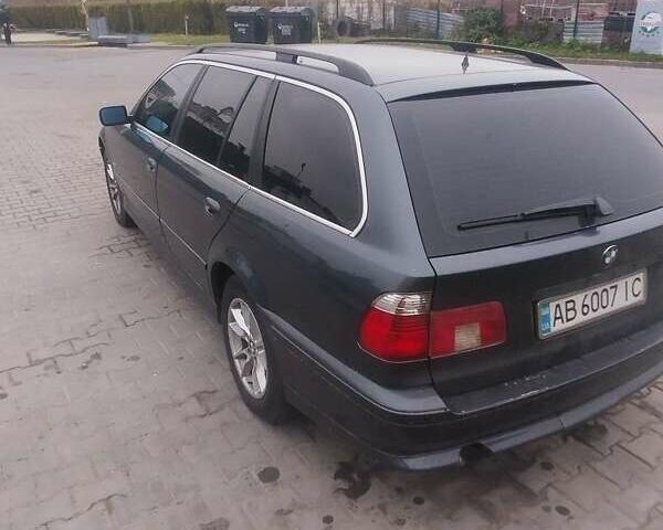 Серый БМВ 5 Серия, объемом двигателя 2.5 л и пробегом 290 тыс. км за 4900 $, фото 1 на Automoto.ua