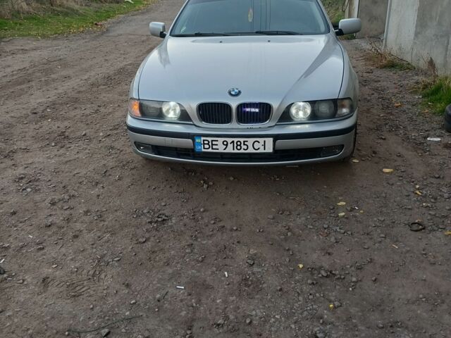 Серый БМВ 5 Серия, объемом двигателя 3 л и пробегом 340 тыс. км за 5300 $, фото 1 на Automoto.ua