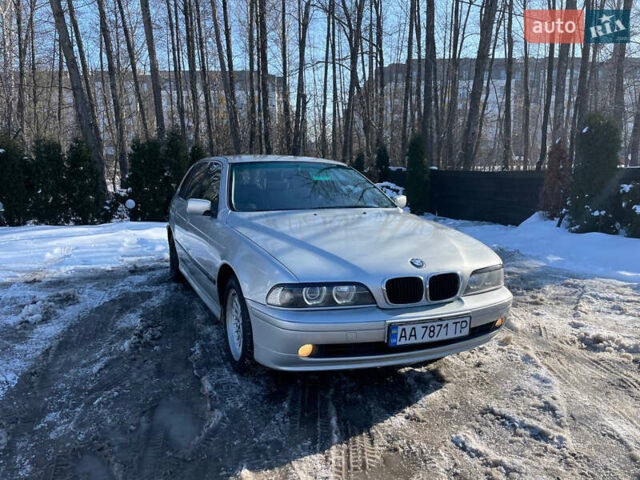 Серый БМВ 5 Серия, объемом двигателя 1.95 л и пробегом 300 тыс. км за 3900 $, фото 1 на Automoto.ua