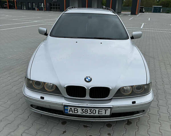 Серый БМВ 5 Серия, объемом двигателя 2.93 л и пробегом 348 тыс. км за 5400 $, фото 1 на Automoto.ua