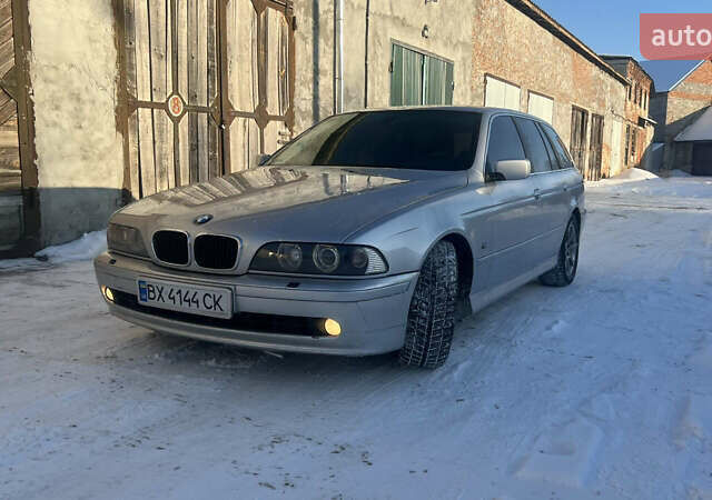 Серый БМВ 5 Серия, объемом двигателя 3 л и пробегом 399 тыс. км за 5400 $, фото 1 на Automoto.ua