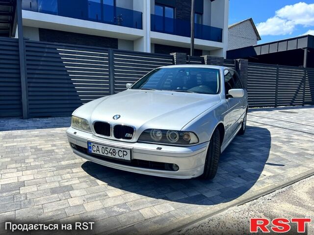 Серый БМВ 5 Серия, объемом двигателя 2.5 л и пробегом 350 тыс. км за 4800 $, фото 1 на Automoto.ua