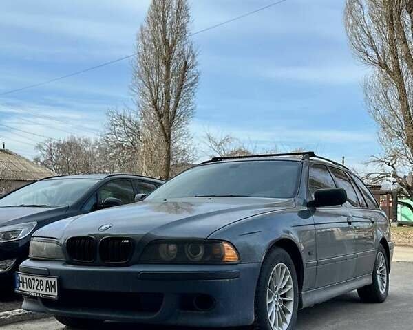 Сірий БМВ 5 Серія, об'ємом двигуна 3 л та пробігом 300 тис. км за 4500 $, фото 1 на Automoto.ua