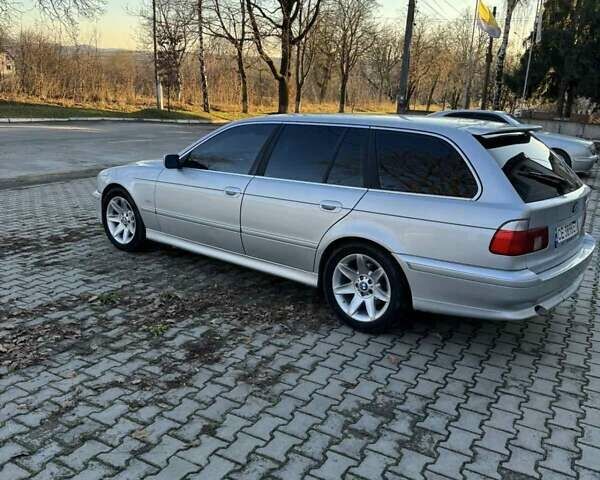 Серый БМВ 5 Серия, объемом двигателя 2.93 л и пробегом 256 тыс. км за 7200 $, фото 1 на Automoto.ua