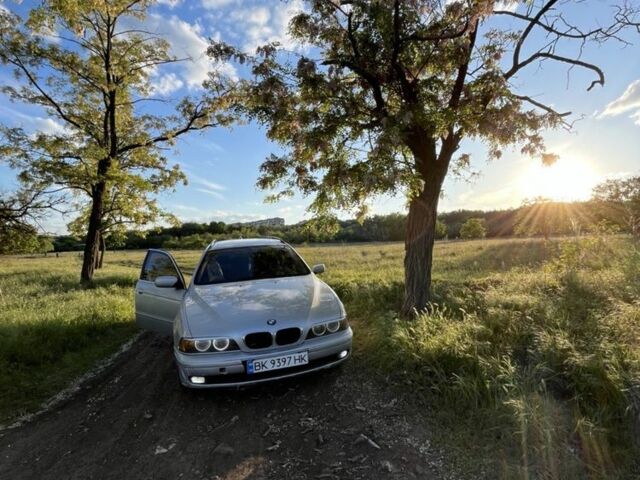 Сірий БМВ 5 Серія, об'ємом двигуна 3 л та пробігом 440 тис. км за 4442 $, фото 1 на Automoto.ua