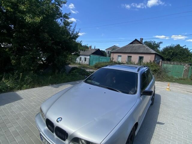Сірий БМВ 5 Серія, об'ємом двигуна 3 л та пробігом 450 тис. км за 4494 $, фото 1 на Automoto.ua