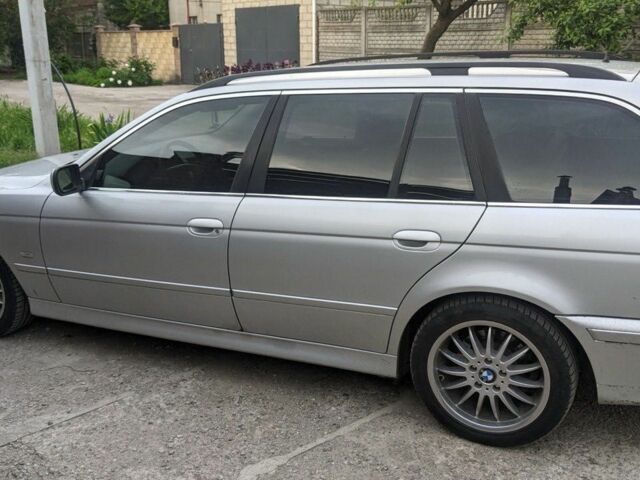 Сірий БМВ 5 Серія, об'ємом двигуна 2.9 л та пробігом 250 тис. км за 6000 $, фото 1 на Automoto.ua