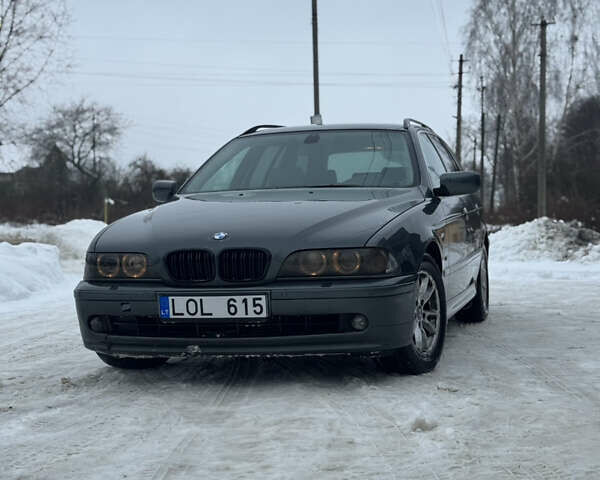 Сірий БМВ 5 Серія, об'ємом двигуна 2.5 л та пробігом 300 тис. км за 2400 $, фото 1 на Automoto.ua