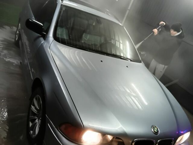 Сірий БМВ 5 Серія, об'ємом двигуна 0 л та пробігом 350 тис. км за 2800 $, фото 1 на Automoto.ua