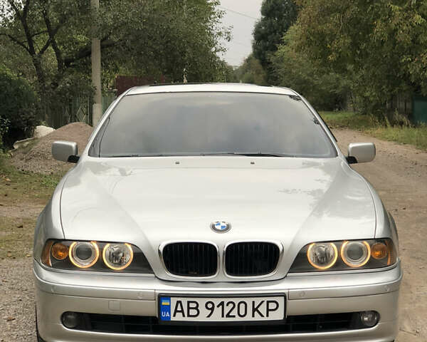 Серый БМВ 5 Серия, объемом двигателя 2.2 л и пробегом 300 тыс. км за 5200 $, фото 1 на Automoto.ua