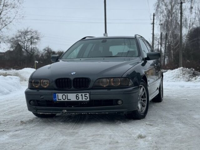 Серый БМВ 5 Серия, объемом двигателя 2.5 л и пробегом 300 тыс. км за 2400 $, фото 1 на Automoto.ua