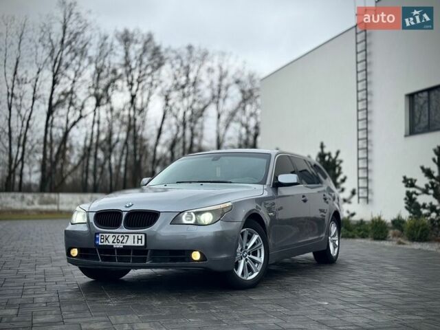 Серый БМВ 5 Серия, объемом двигателя 3 л и пробегом 321 тыс. км за 6750 $, фото 1 на Automoto.ua