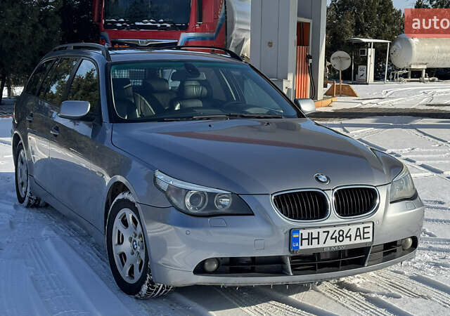 Серый БМВ 5 Серия, объемом двигателя 3 л и пробегом 344 тыс. км за 7500 $, фото 1 на Automoto.ua