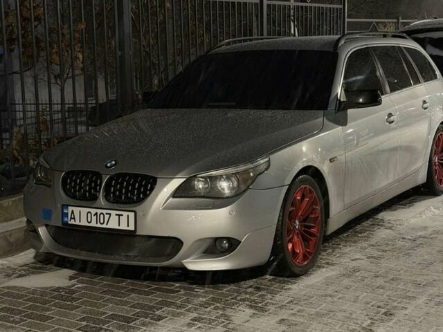 Серый БМВ 5 Серия, объемом двигателя 3 л и пробегом 349 тыс. км за 8500 $, фото 1 на Automoto.ua