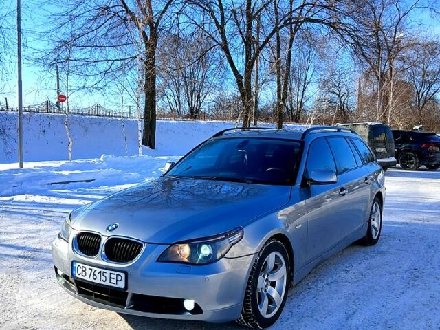 Серый БМВ 5 Серия, объемом двигателя 2.5 л и пробегом 330 тыс. км за 8000 $, фото 1 на Automoto.ua