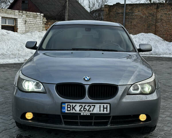 Сірий БМВ 5 Серія, об'ємом двигуна 3 л та пробігом 320 тис. км за 6200 $, фото 1 на Automoto.ua