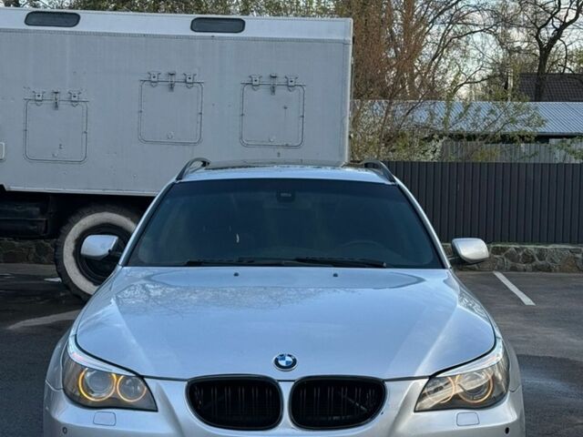 Серый БМВ 5 Серия, объемом двигателя 2.5 л и пробегом 336 тыс. км за 4999 $, фото 1 на Automoto.ua
