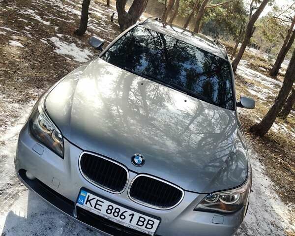 Серый БМВ 5 Серия, объемом двигателя 2.5 л и пробегом 267 тыс. км за 7700 $, фото 1 на Automoto.ua